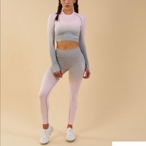 Gym shark gray and pink ombré seamless set